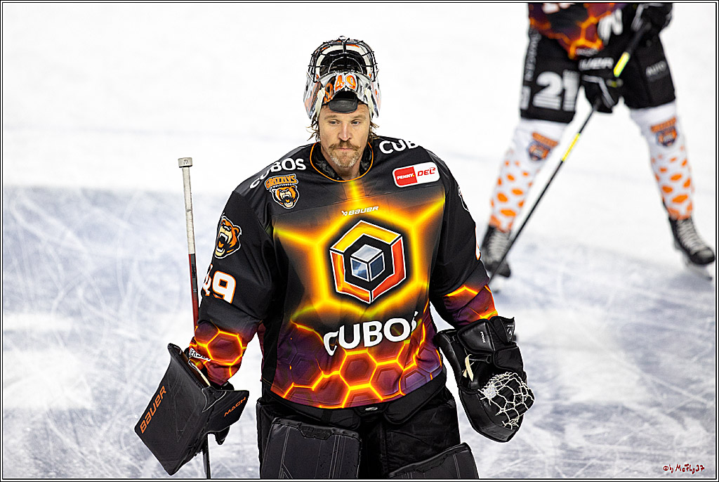 PENNY DEL;  Kölner Haie - Grizzly Wolfsburg; Köln, 21.09.2022